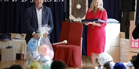 Powiększ grafikę: Upominki